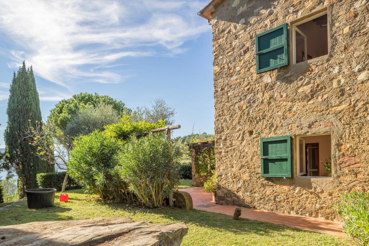 Case Danesi Rio nell'Elba Экстерьер фото